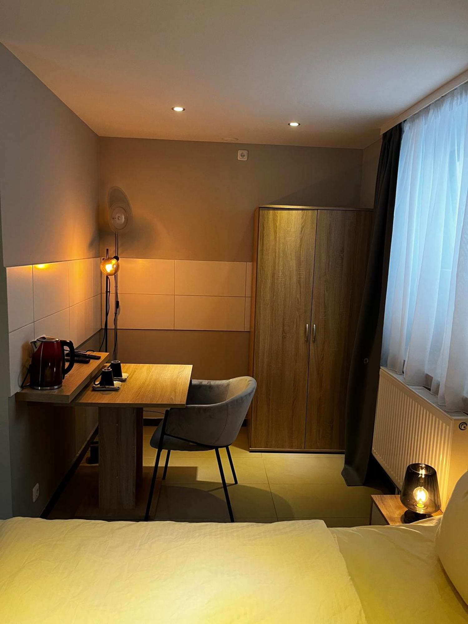 Mala Me Hotel Hanower Zewnętrze zdjęcie