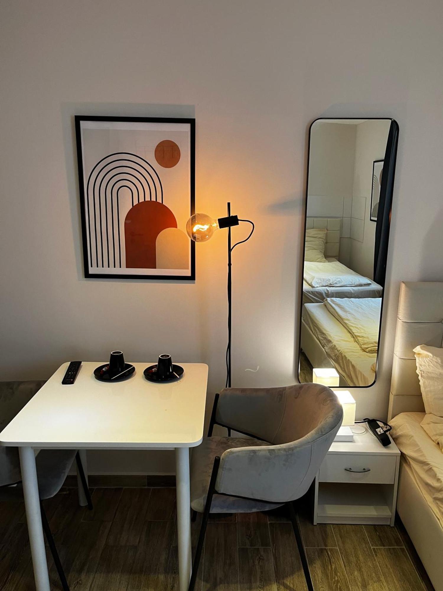 Mala Me Hotel Hanower Zewnętrze zdjęcie
