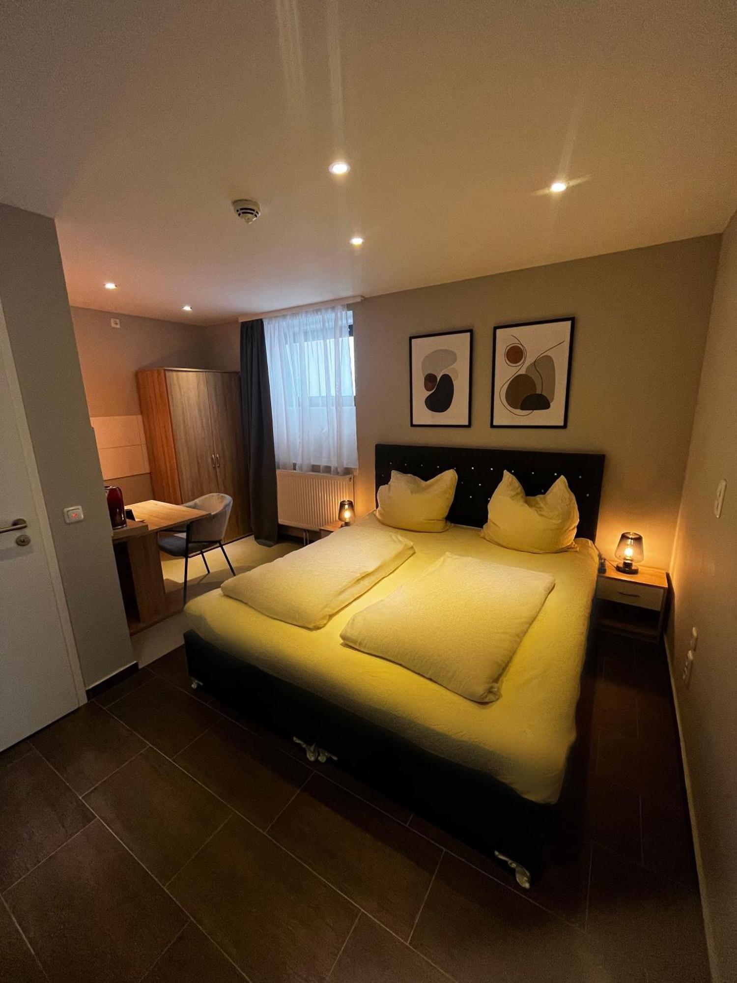 Mala Me Hotel Hanower Zewnętrze zdjęcie